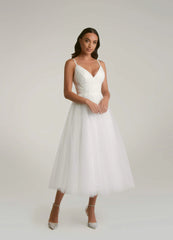 Diamond White A-Line V-Neck Sequins Tulle Dress