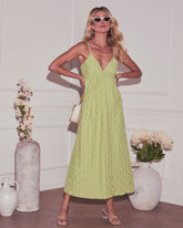 Jovanna Textured Sweetheart Midi Dress