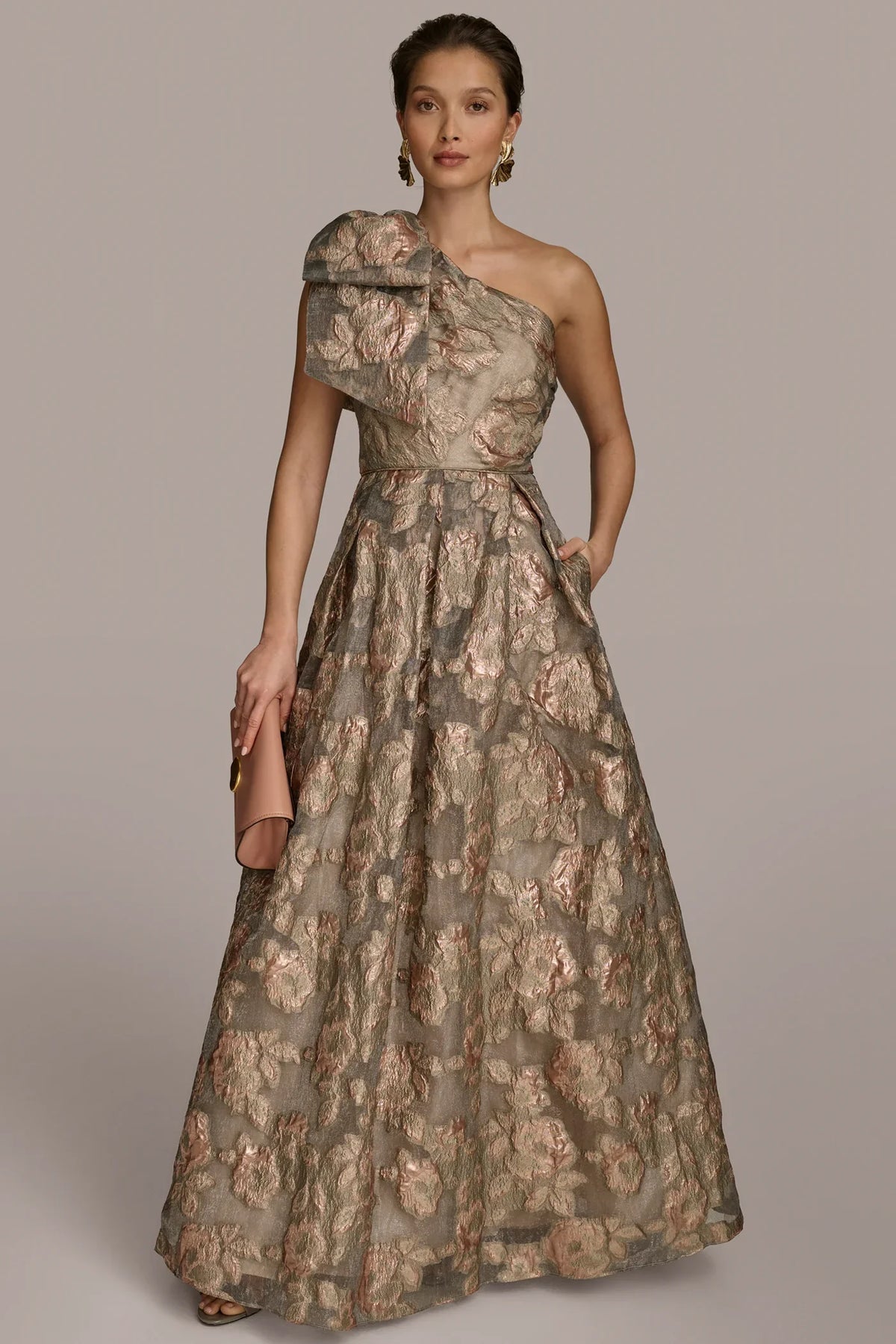 ONE SHOULDER BOW JACQUARD BALL GOWN